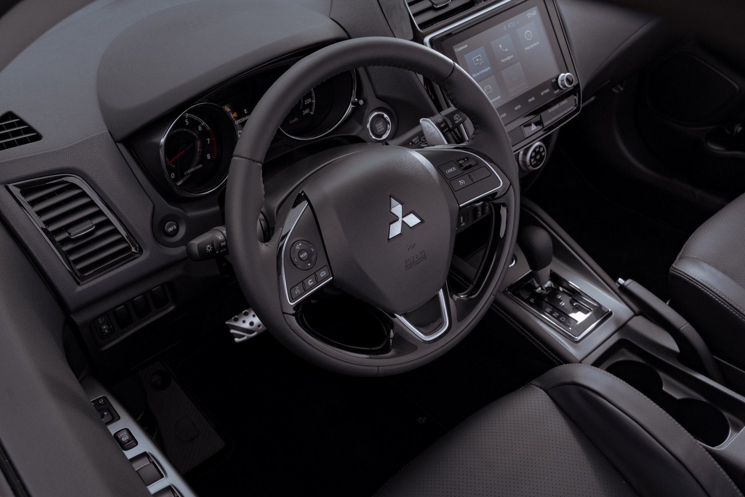 Обновленный Mitsubishi ASX Обновленный Mitsubishi ASX