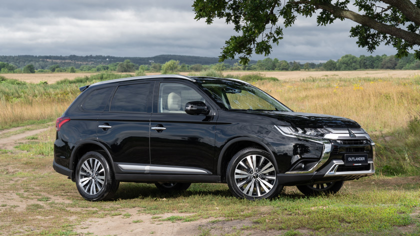 Обновленный Mitsubishi Outlander Обновленный Mitsubishi Outlander
