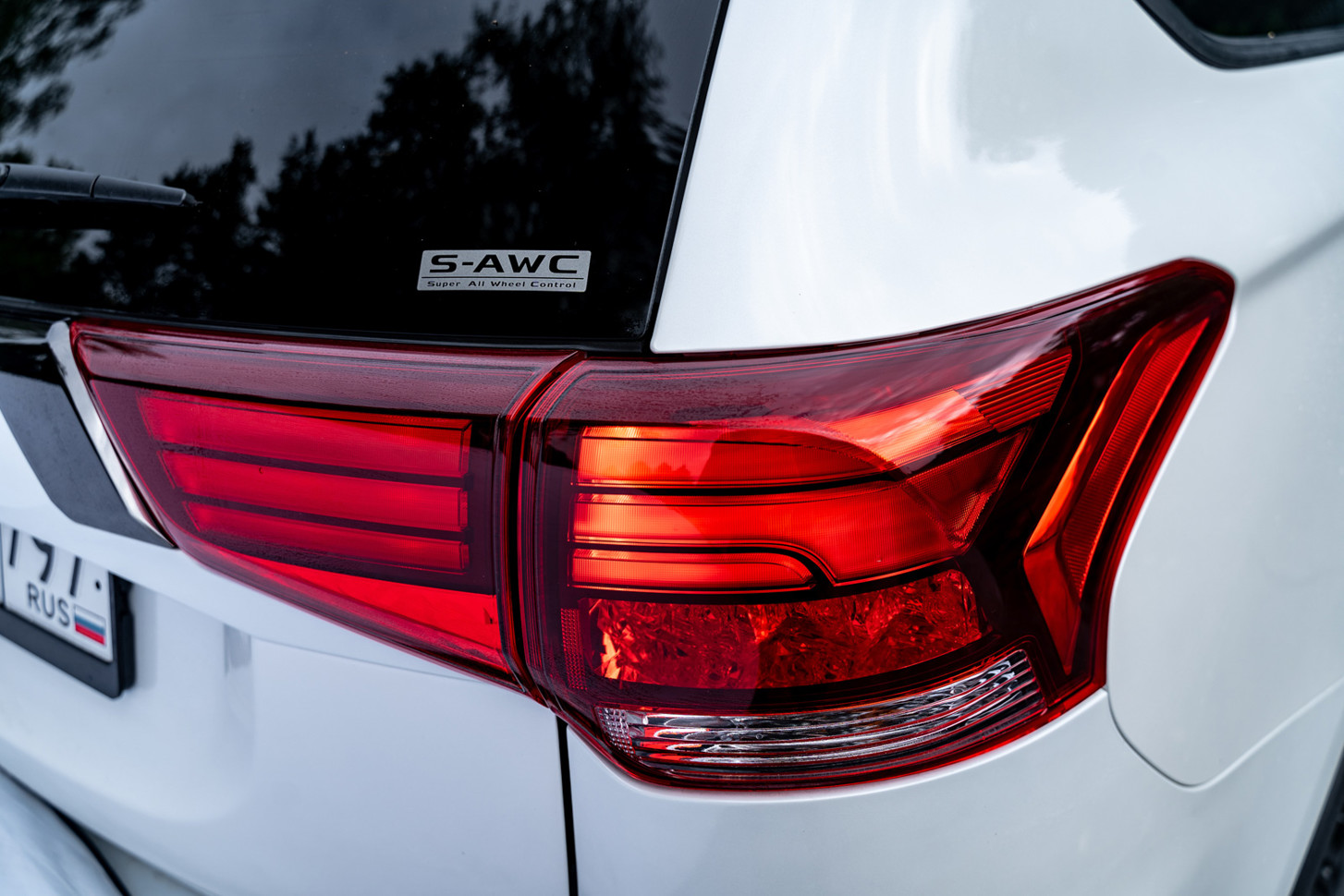 Обновленный Mitsubishi Outlander Обновленный Mitsubishi Outlander