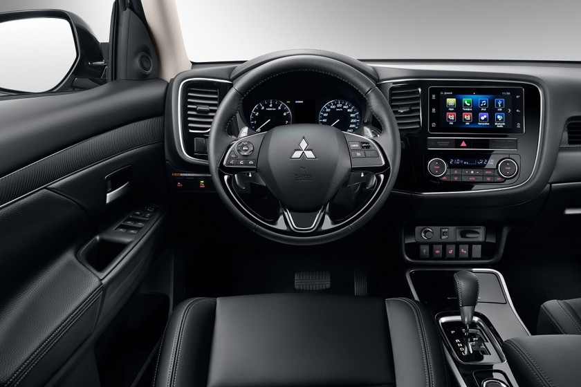 Прежний Mitsubishi Outlander Прежний Mitsubishi Outlander