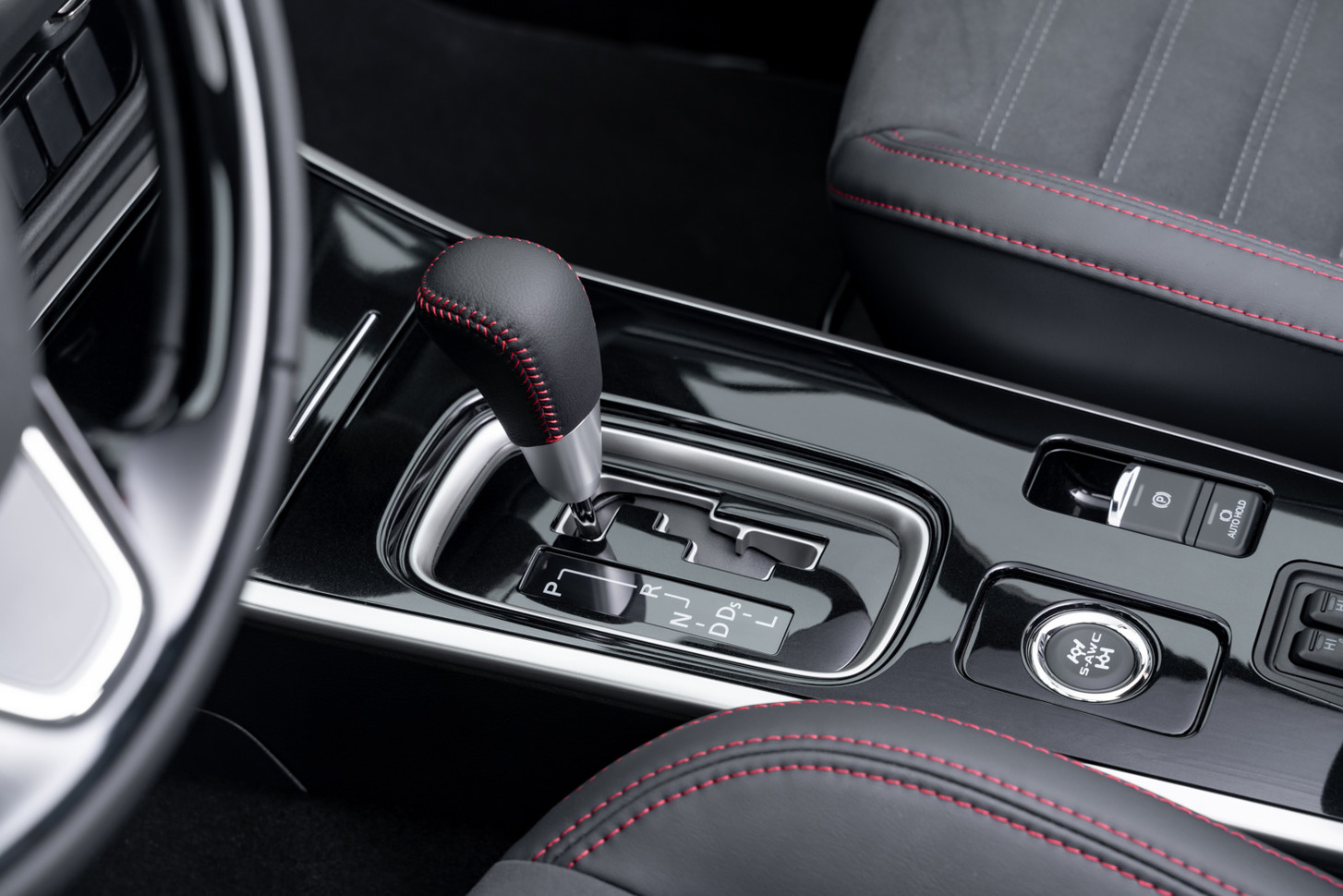 Обновленный Mitsubishi Outlander Обновленный Mitsubishi Outlander